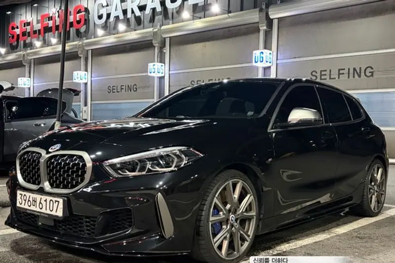 2022 BMW 1 Series (F40) M135i xDrive — фото из объявления Encar