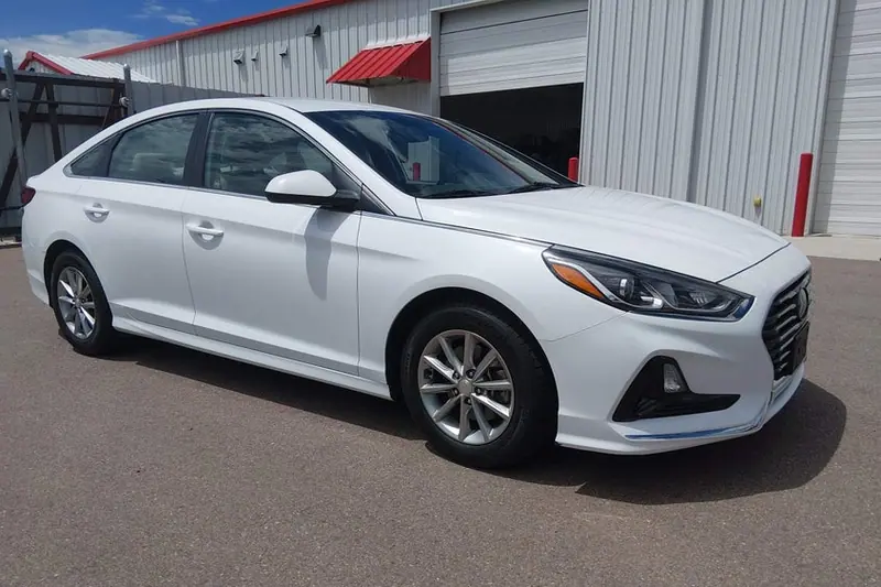2019 Hyundai Sonata — фото из объявления IAAI